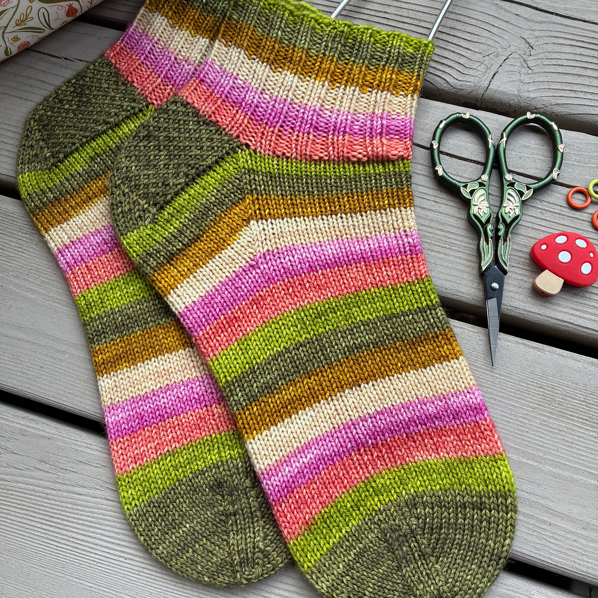 Ig Pattern Pixie Hollow - May 2026 Yarn Club Extras – Freckled Whimsy